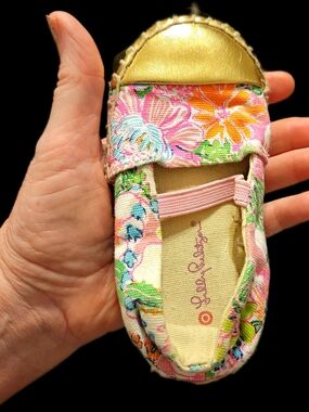 Lilly Pulitzer Girls' Floral Gold-Trim Mary Jane - Pink Multi